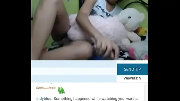 Latina MILF Teases Sexy Feet and Soles on Webcam